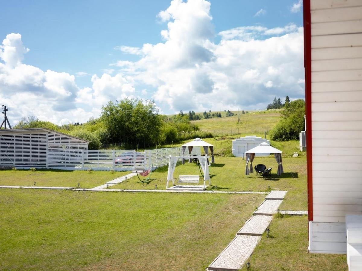 Кантрі-Клуб Тиша Ex-Natrave Villa Izki Exteriör bild